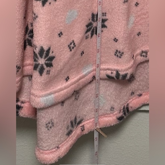 Women’s Joe Boxer Hooded Nightgown - Picture 10 of 10